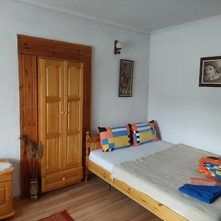 Apartament иглика *