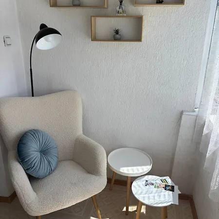 иглика Apartament