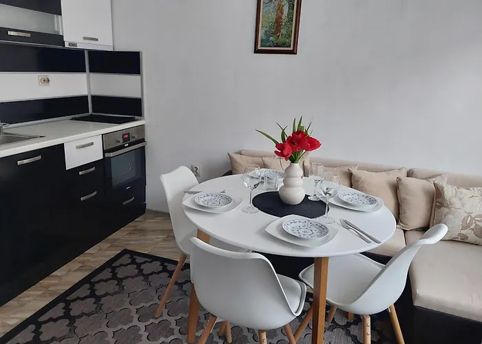 Апартаменты иглика Триград